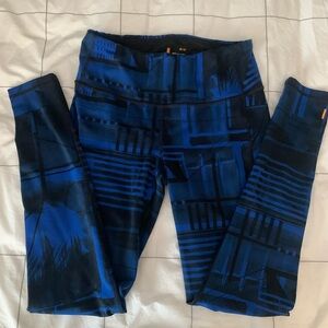 Lucy Performance Leggings Bundle, 5 pairs. Size Medium. Excellent condition!!!